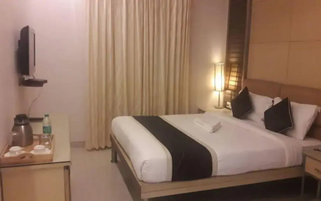 OYO 17123 Hotel Sandesh Kingston