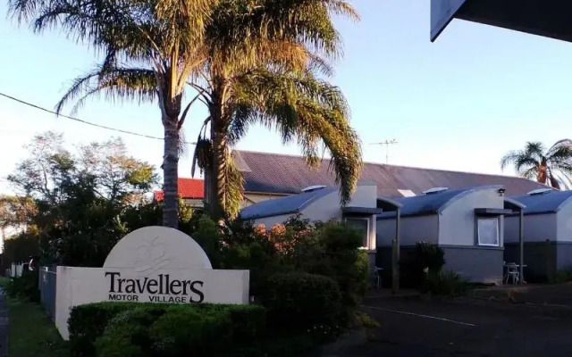 Travellers Motor Village