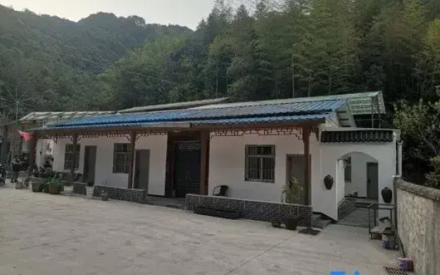 Qingcheng Inn