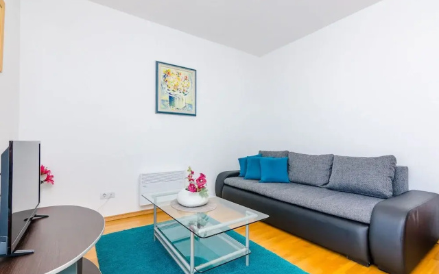 Apartments Mony