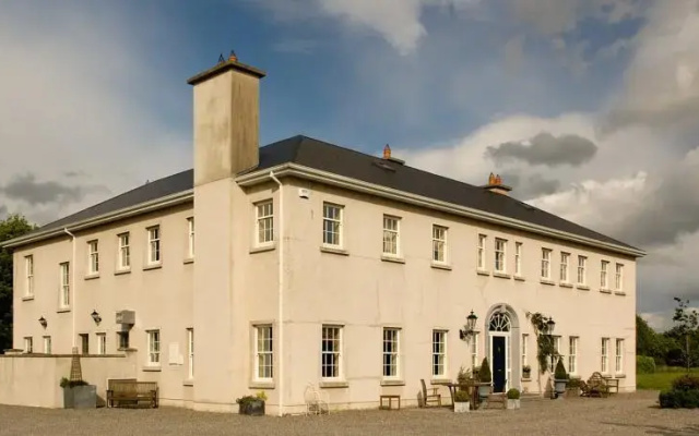 Rathellen House