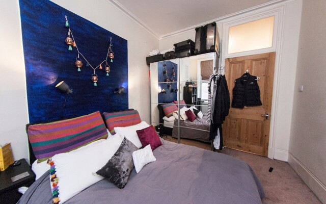 Отель Cosy, Modern Flat in Covent Garden комната для гостей