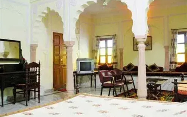 Janak Palace