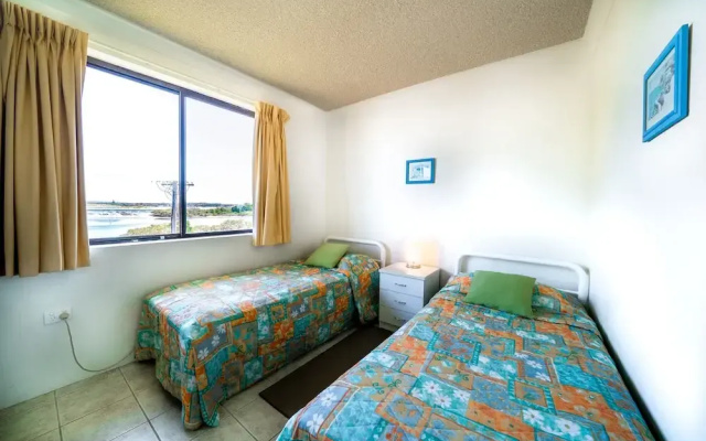 Sunlake Unit 9