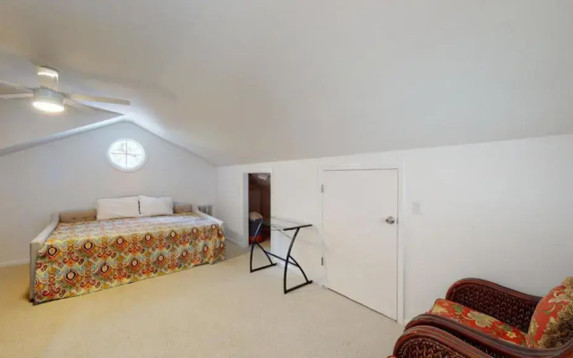 1 Cockle Court