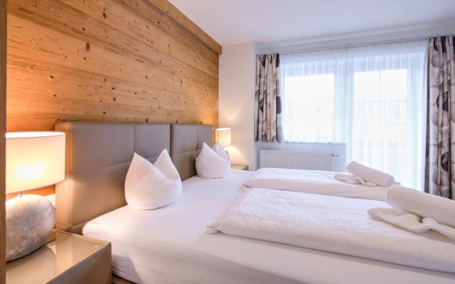 Ski-in/ski-out Brunner Apartment Top 2