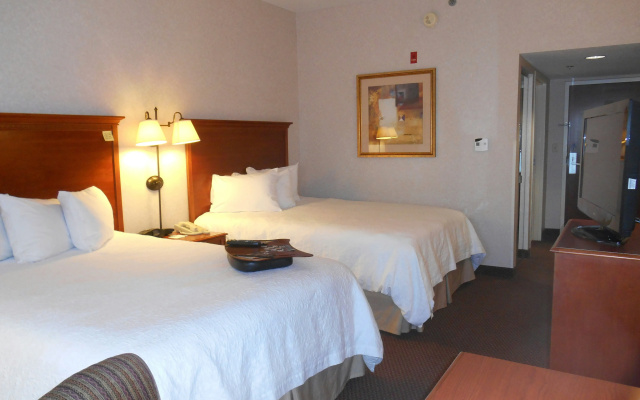Hampton Inn Columbus - Airport