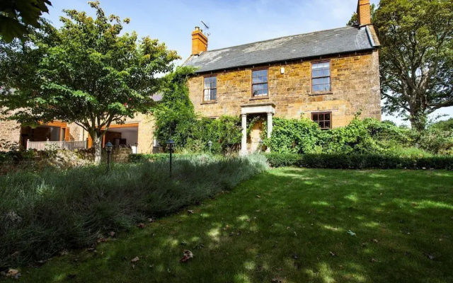 Water Bridge Farmhouse