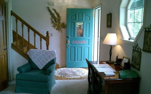 Hubers INN Port Townsend