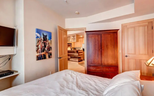 Park Avenue Lofts