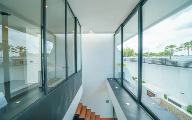 Loft Carolyn