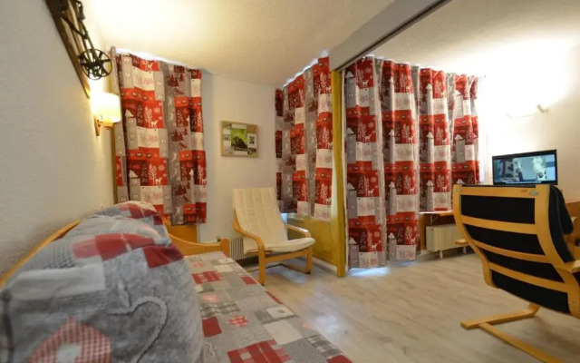 Appartement Les Menuires, 1 pièce, 4 personnes - FR-1-452-45