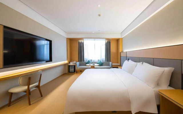 JI Hotel (Fengxian Liubang Plaza)