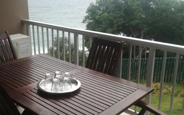 Upmarket Private Appartment Beach South Africa.