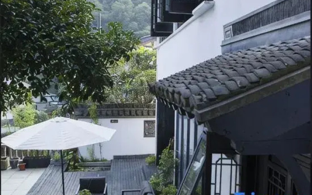 Jiashu Yunshe Hostel