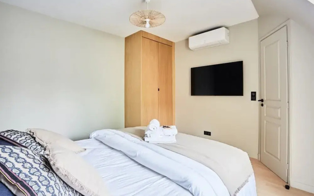New Flat Terrace Centre de Paris Bourse