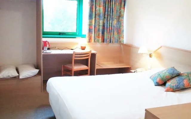 Millau Hotel Club