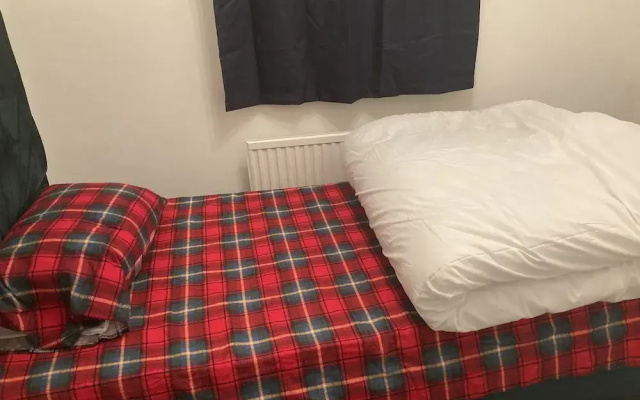 Lovely 2 Bed House Apartment in Boston Towncentre