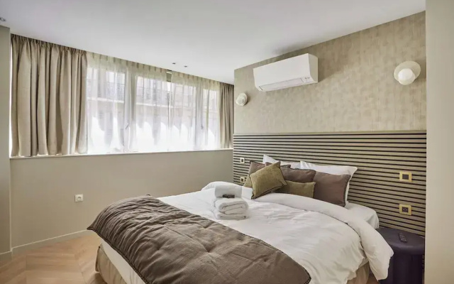 Spacious AC Flat Luxembourg St Germain des Pres