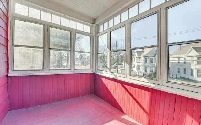 Schenectady Vacation Rental ~ 18 Mi to Albany!