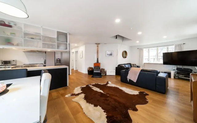 Picturesque Home in Historical Arrowtown