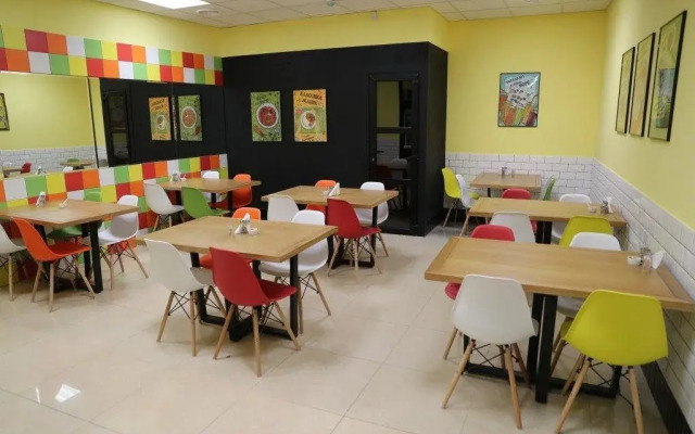 Lite Travel Hostel