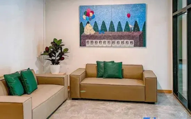 The Glory Hotel And Residence