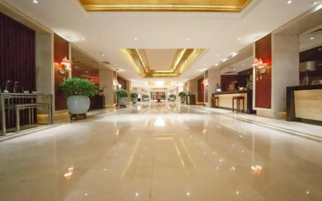 Fushun Frienship Hotel