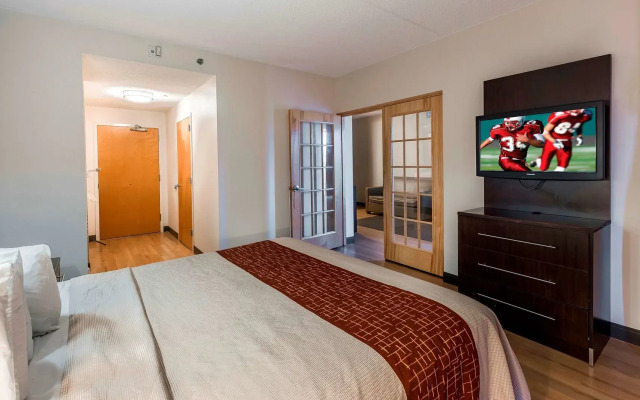 Red Roof Inn PLUS+ Tempe - Phoenix Airport