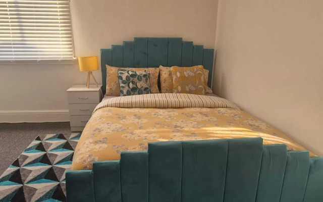 Unique City one Bedroom Apartment in the City of Wolverhampton