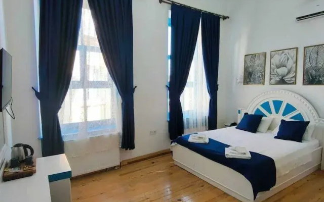 Büyükada Mavi̇ Palas Hotel