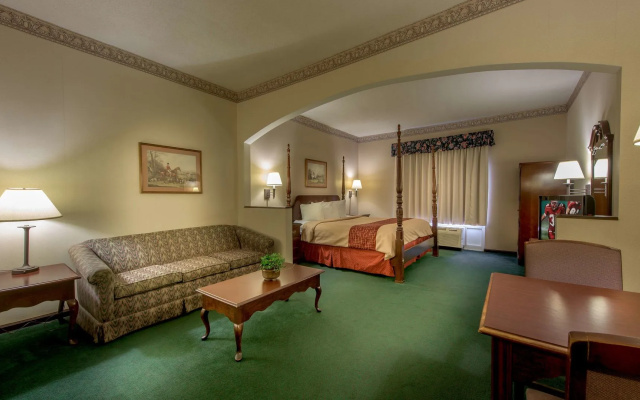 Red Roof Inn & Suites Albany, GA