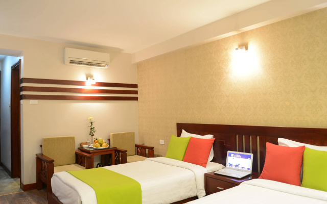 Golden Land Hotel