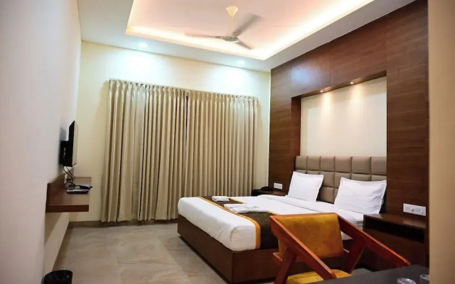 Hotel Unnati Stay Inn Vijayapura By HRG