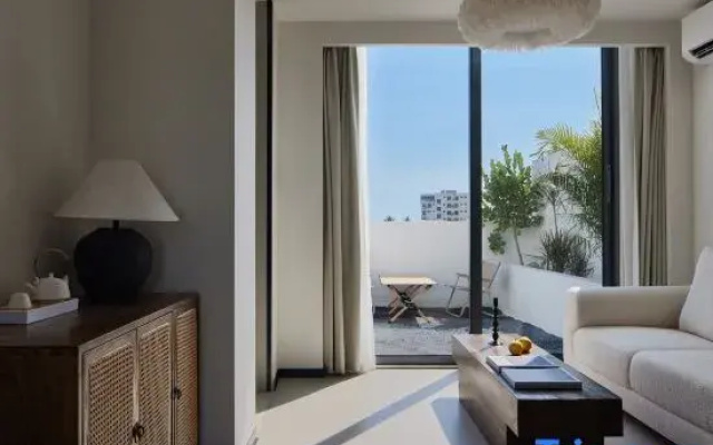 Manyu·Slow Life Net Red Designer Homestay (Sanya West Island Branch)