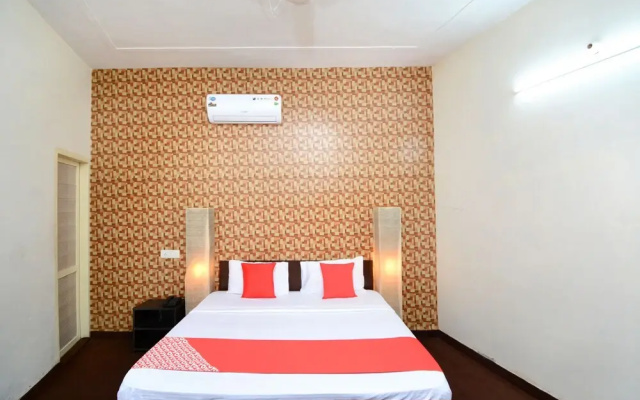 Oyo 33024 Urban Guest House
