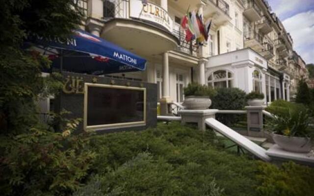 Hotel Ulrika Карловы Вары вид на фасад