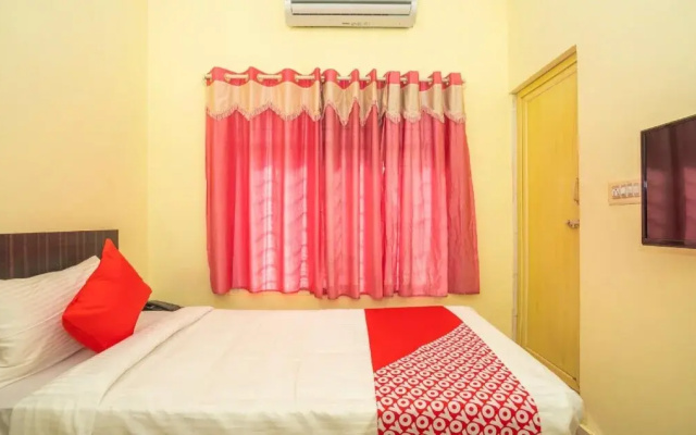 Shree Comforts By OYO Rooms