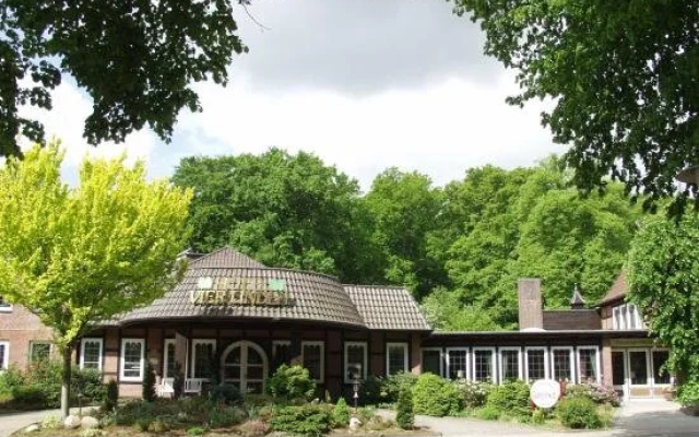 Vier Linden