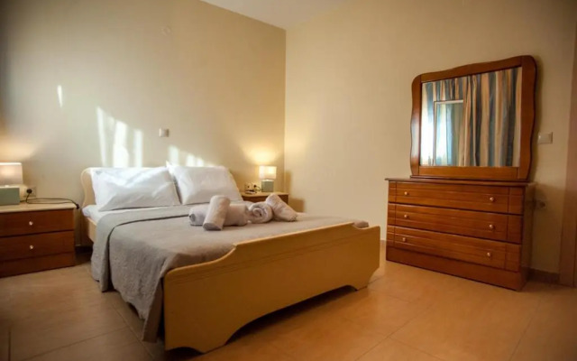 Dimitra's House