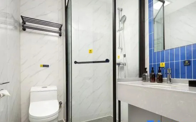 7 days Hotel(Xinzhen Longhu Engineering College)