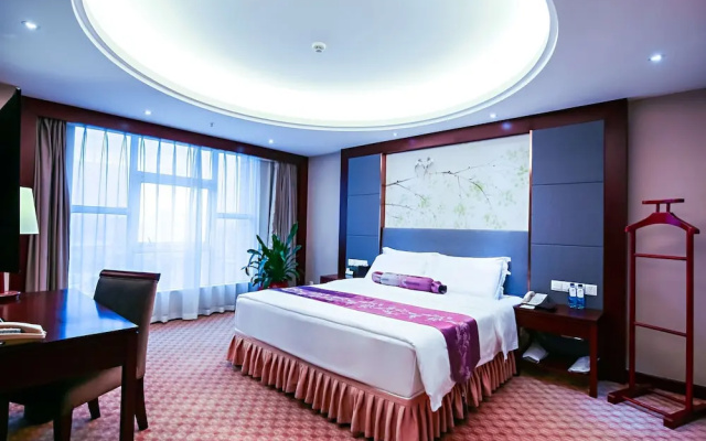 Huatian Hotel