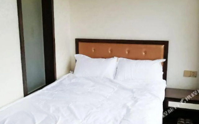 Yucheng Hotel