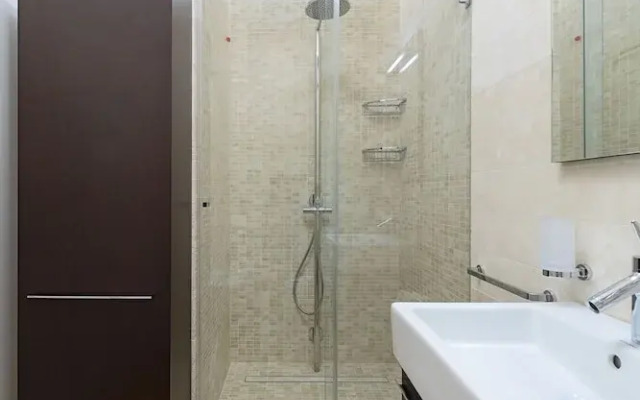 Luxury Lakefront Catullo A1 by Wonderful Italy
