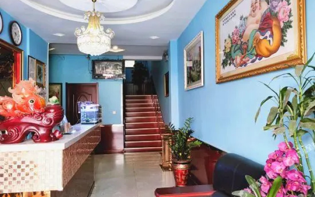 Zhongzhou Business Hotel