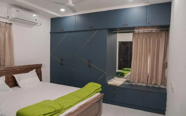 Manish Suites & Service Apartments