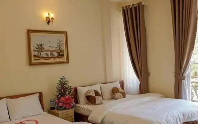 Huong Anh Luxury Hotel Dalat