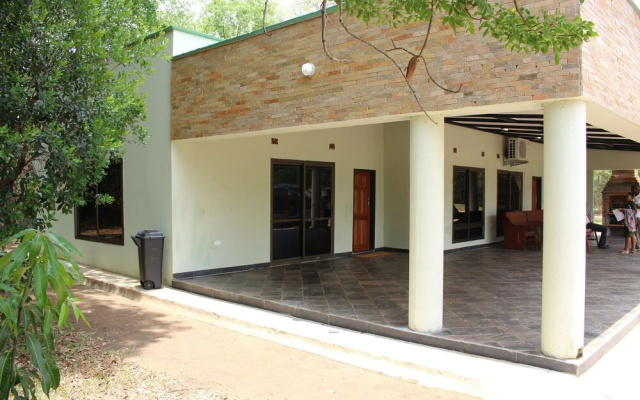 Waterfalls Apartments