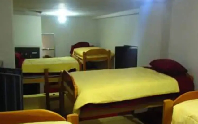 The Grasshopper Hostels AV Alta
