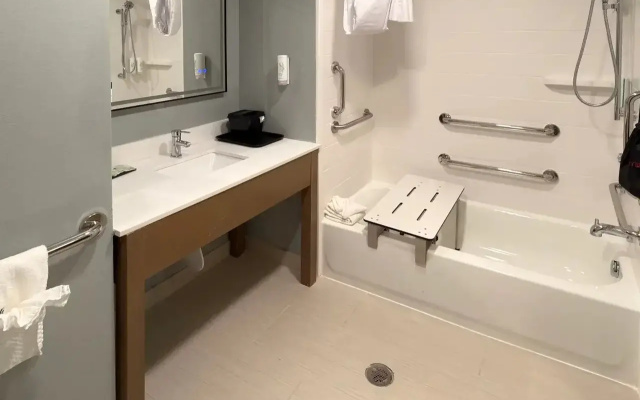 Mainstay Suites - Oklahoma City Airport